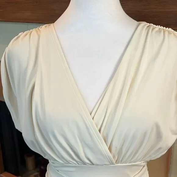 Express Cream SMOOTH MATTE JERSEY DRAPED FRONT TOP, size XS - Picture 2 of 9